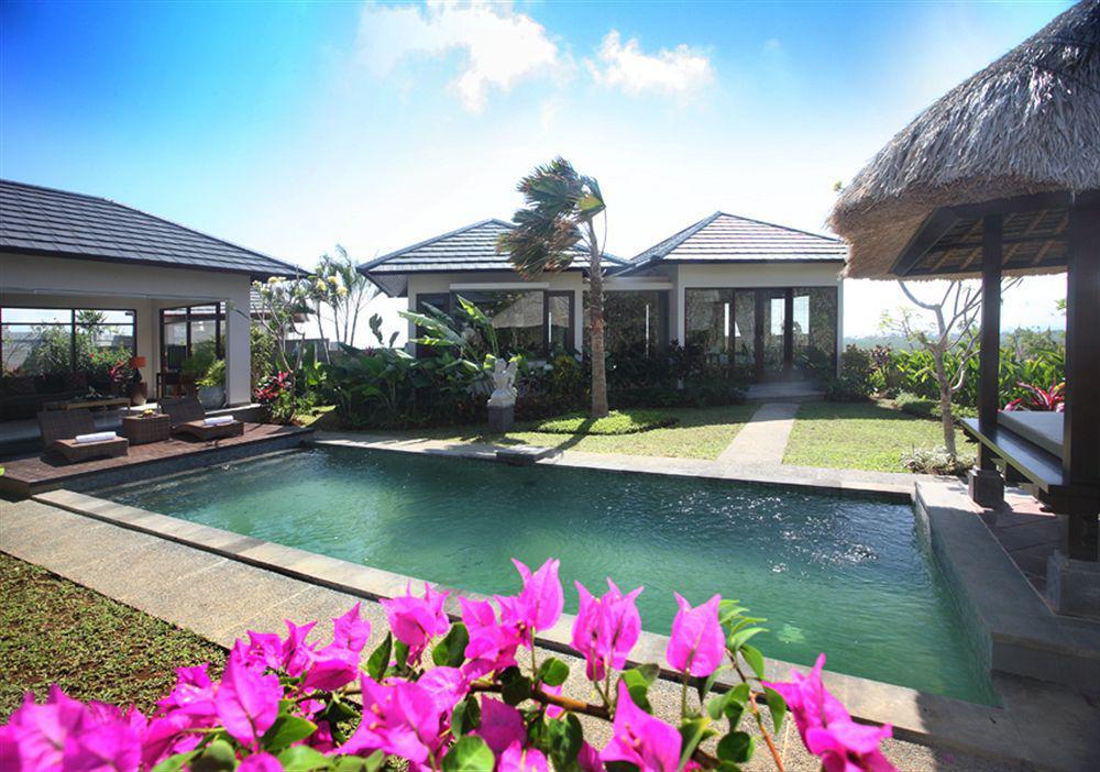 Swiss-Belhotel Bay View Villa Nusa Dua  Exterior foto